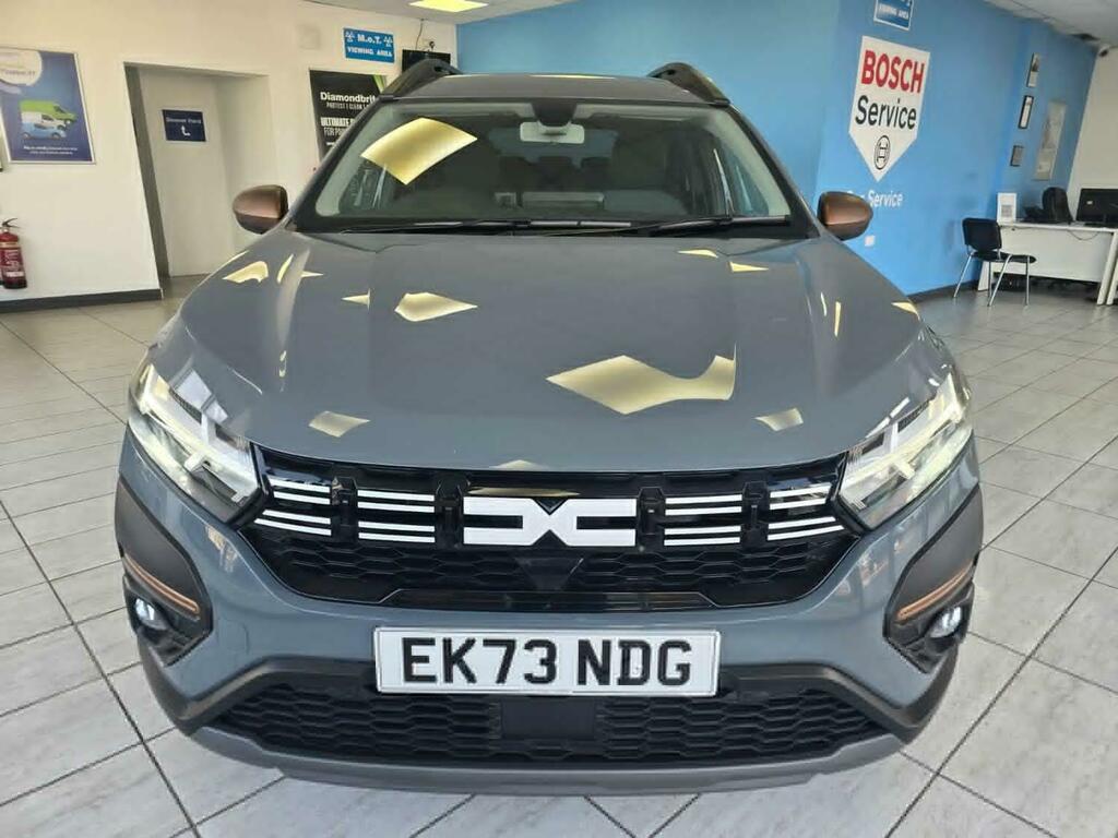 Dacia Jogger 1.0 Tce Extreme EK73NDG Grey #2