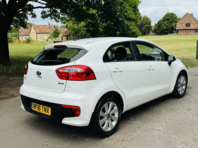 Kia RIO 1.1 Crdi Ecodynamics 2 Hatchback White #5