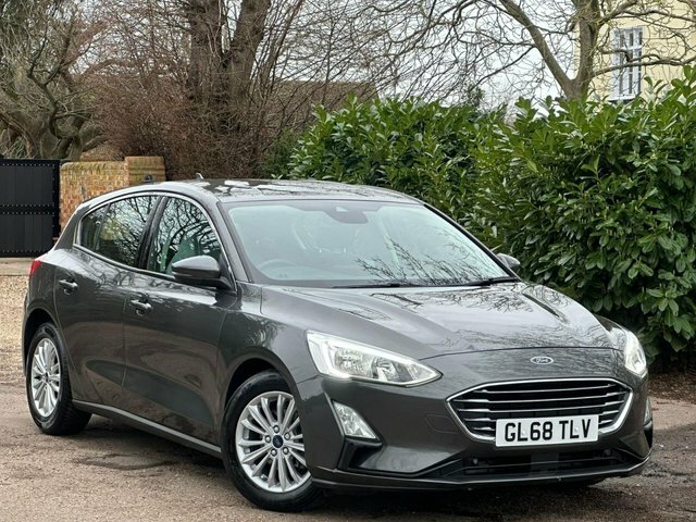 Ford Focus 1.0T Ecoboost Titanium Hatchback GL68TLV Grey #2