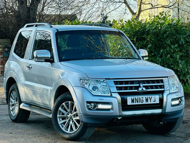 Mitsubishi Shogun 3.2 Di-dc Barbarian Suv 4Wd Euro 6 Silver #2