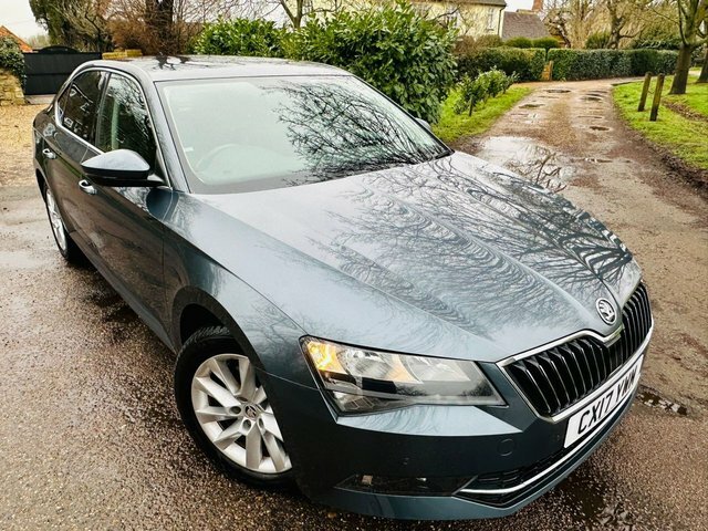 Skoda Superb 2.0 Tdi Se Business Hatchback Dsg Euro CX17YWM Grey #3