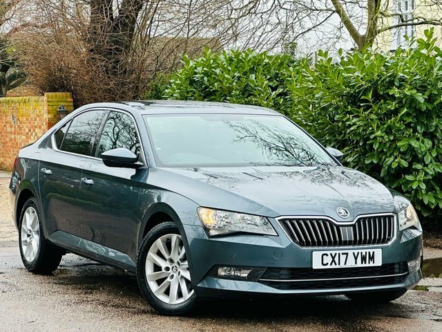 Skoda Superb 2.0 Tdi Se Business Hatchback Dsg Euro CX17YWM Grey #2