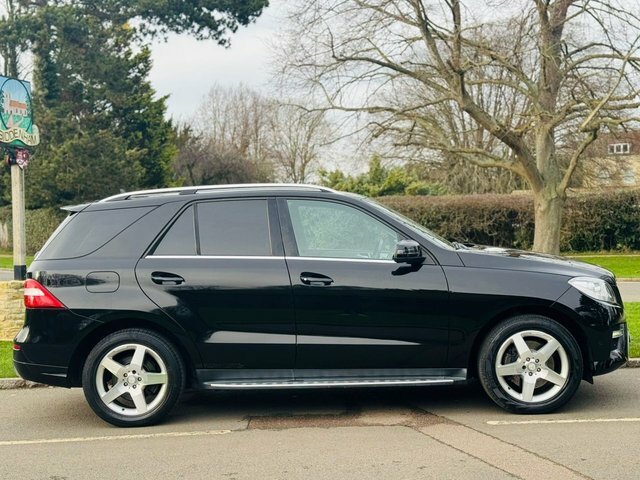Mercedes-Benz M Class 2.1 Ml250 Bluetec Amg Sport Suv G-troni Black #5
