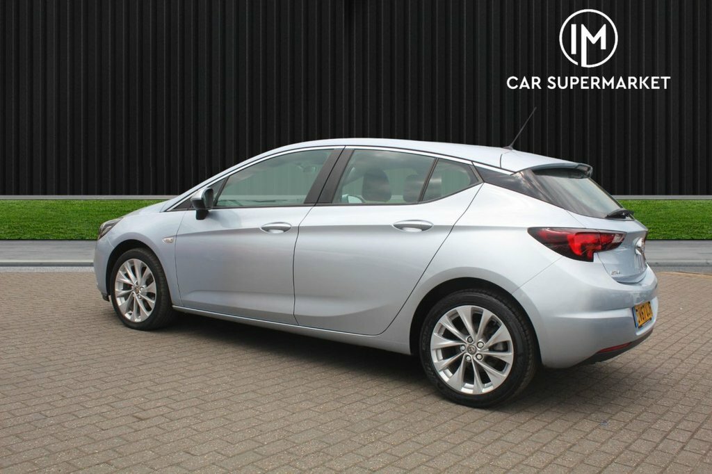 Vauxhall Astra 1.4L Design DV67UJR Silver #4