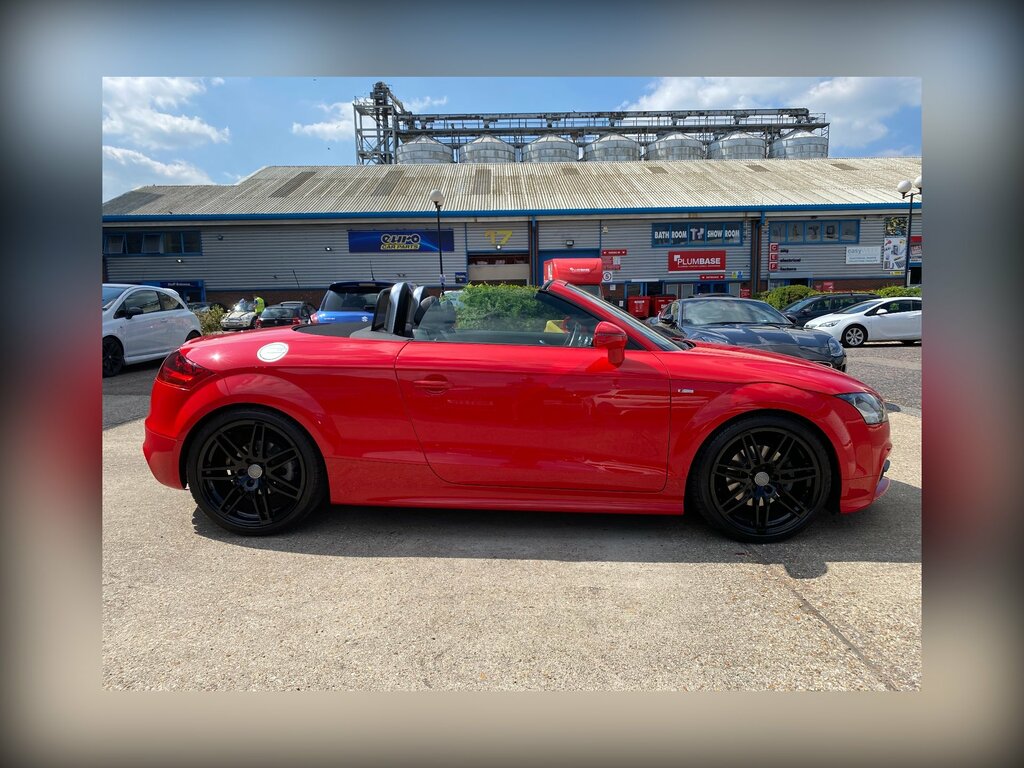 Audi TT 2.0T Fsi Black Edition S Tronic Red #6