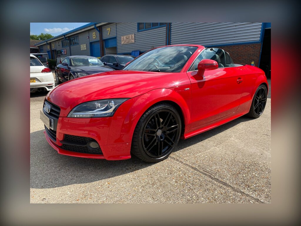 Audi TT 2.0T Fsi Black Edition S Tronic Red #4