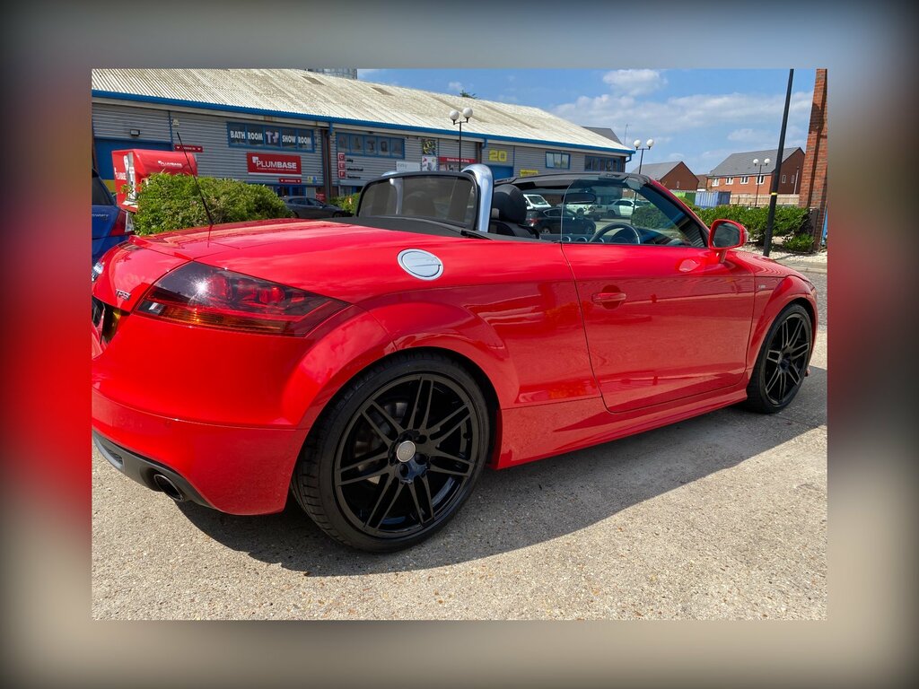 Audi TT 2.0T Fsi Black Edition S Tronic Red #5