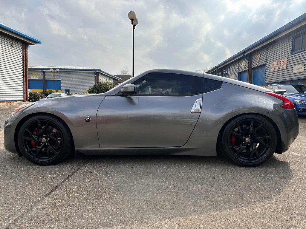 Nissan 370Z 3.7 V6 328 Gt Grey #4