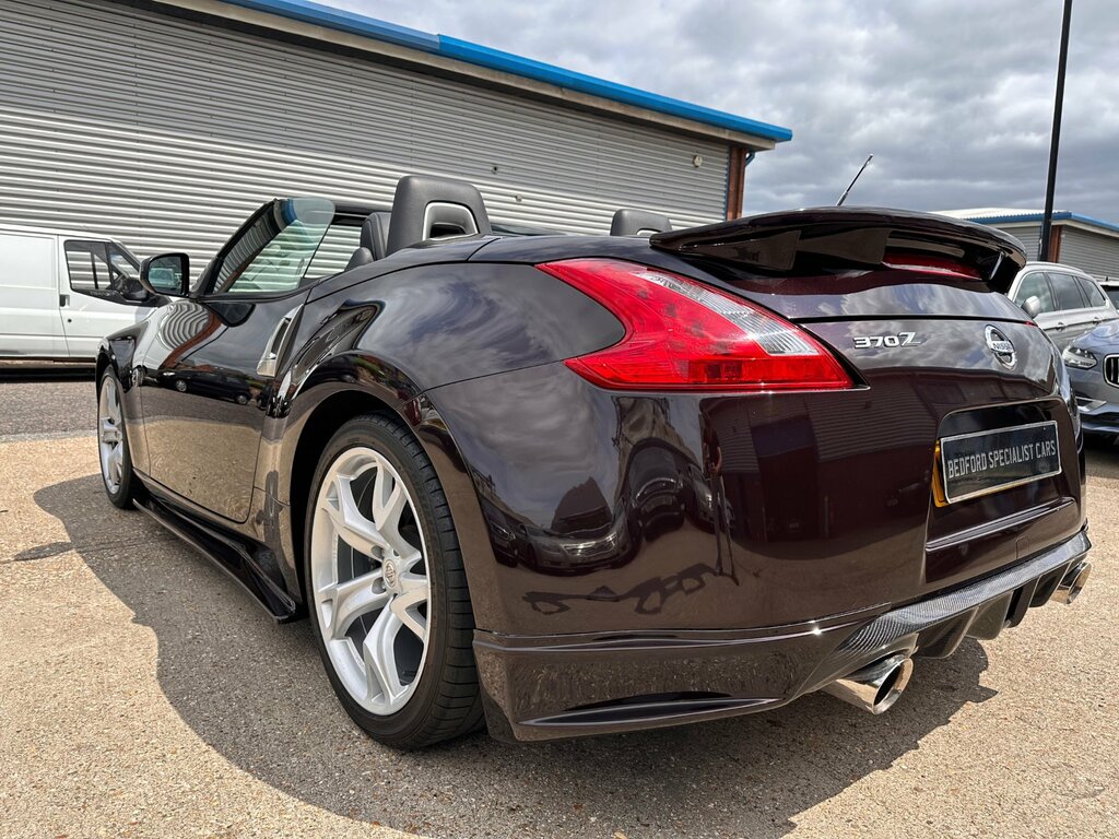 Nissan 370Z 3.7 V6 Gt Black #5