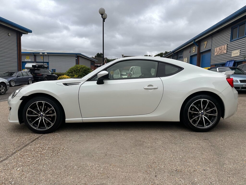 Subaru BRZ Se Lux 2-Door White #5
