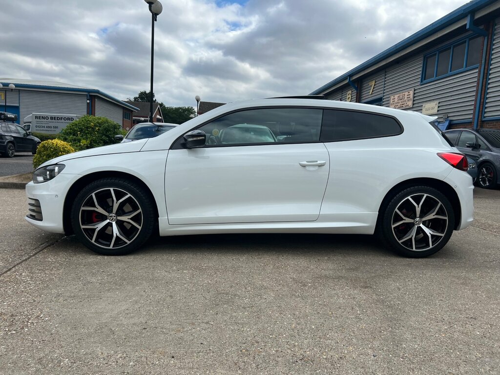 Volkswagen Scirocco 2.0 Tsi Bluemotion Tech Gts Dsg White #4