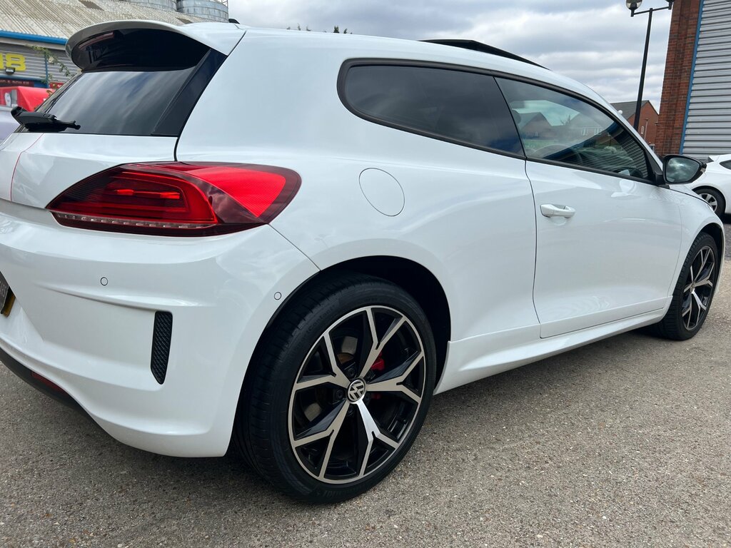 Volkswagen Scirocco 2.0 Tsi Bluemotion Tech Gts Dsg White #6