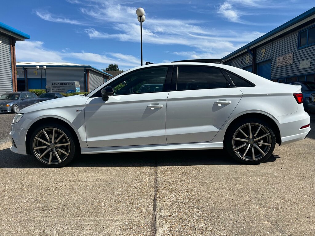 Audi A3 Tfsi Black Edition 4-Door White #6