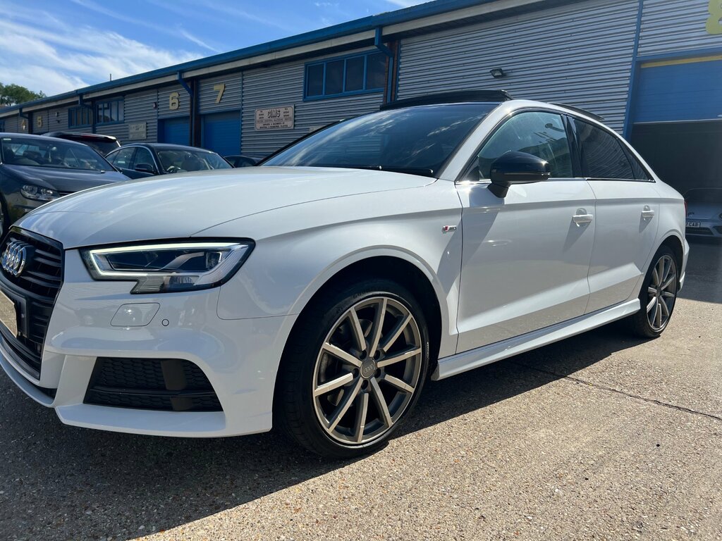 Audi A3 Tfsi Black Edition 4-Door White #3