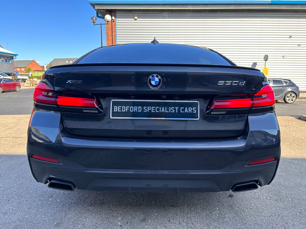 BMW 5 Series 530D Xdrive Mht M Sport Grey #5