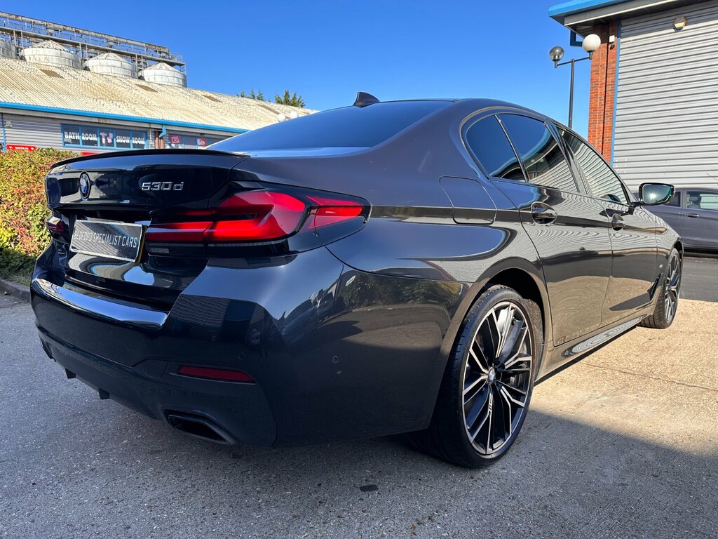 BMW 5 Series 530D Xdrive Mht M Sport Grey #4