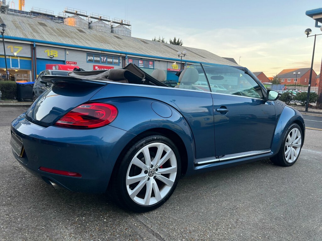 Volkswagen Beetle 2.0 Tsi 220 Sport Blue #5