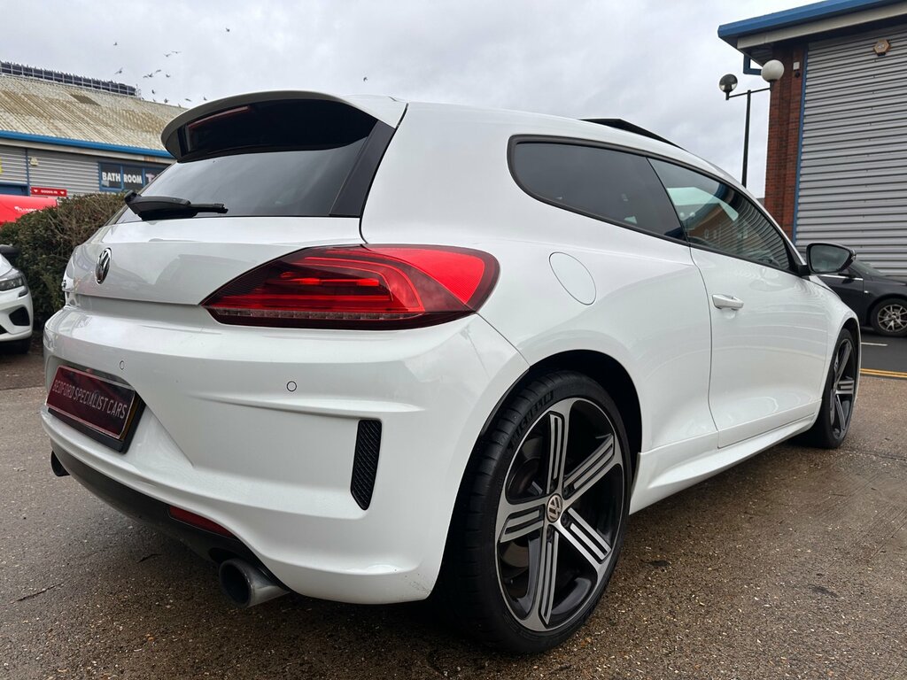 Volkswagen Scirocco 2.0 Tsi 280 Bluemotion Tech R S26RCO White #5