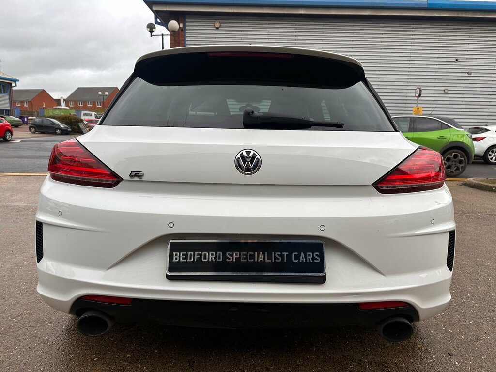 Volkswagen Scirocco 2.0 Tsi 280 Bluemotion Tech R S26RCO White #4