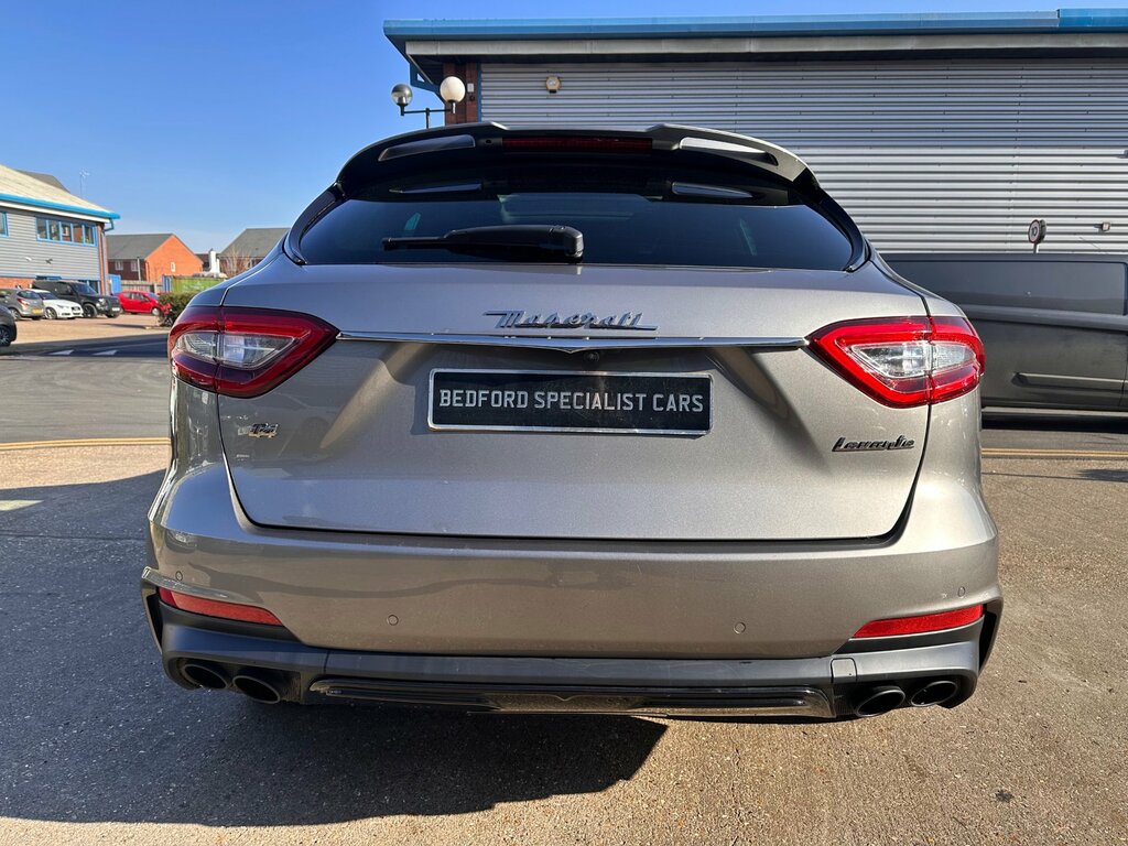 Maserati Levante V6 Gransport Grey #5