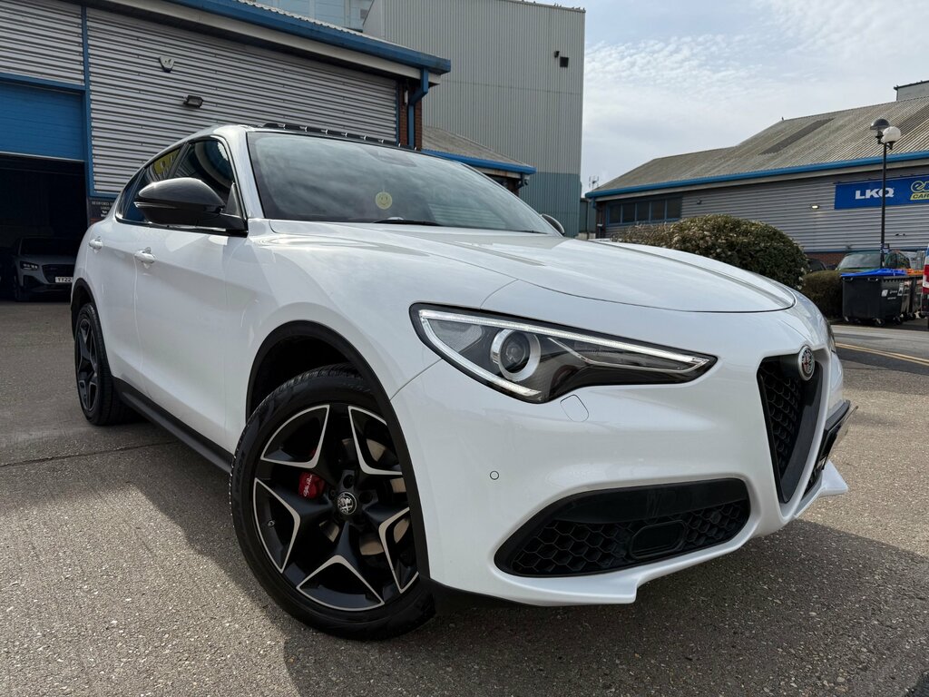 Alfa Romeo Stelvio 2.0 Turbo 280 Ti White
