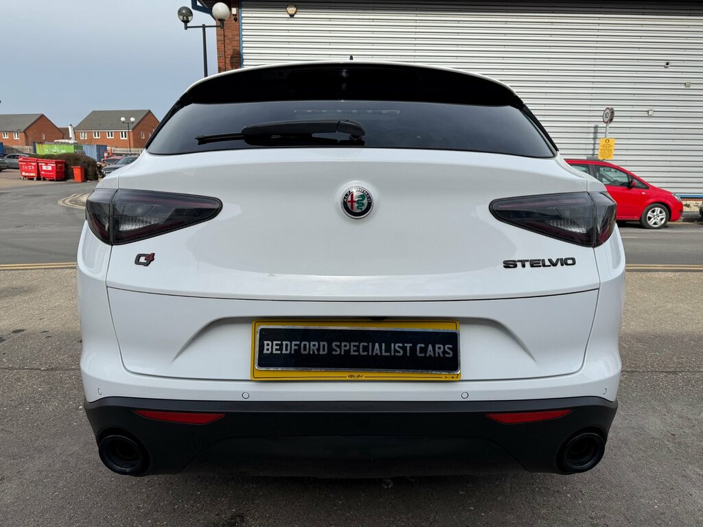Alfa Romeo Stelvio 2.0 Turbo 280 Ti RJ69KBX White #5