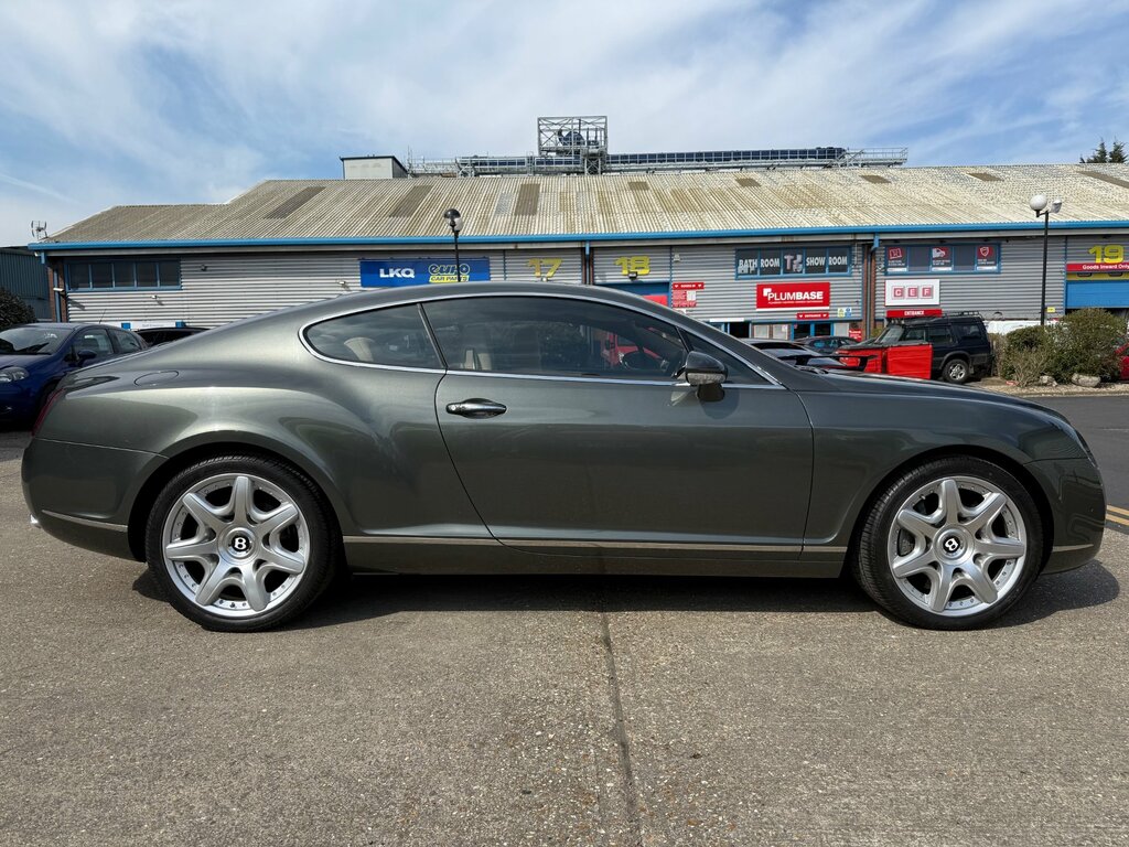 Bentley Continental Gt 6.0 W12 Green #3