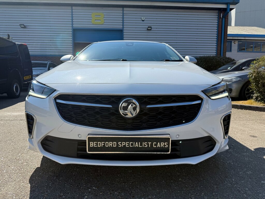 Vauxhall Insignia 2.0 Turbo 230 Awd Gsi White #2