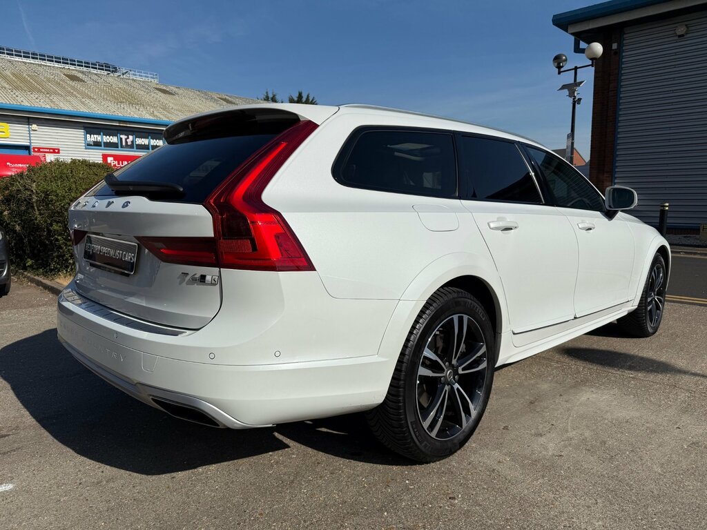 Volvo V90 Cross Country T6 350Cross Country Pro Awd Geartronic White #4