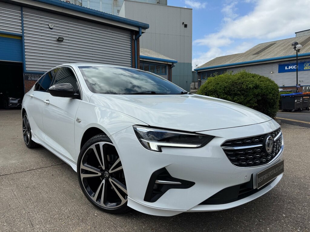 Vauxhall Insignia 1.5 Turbo D Sri Vx-line Nav White