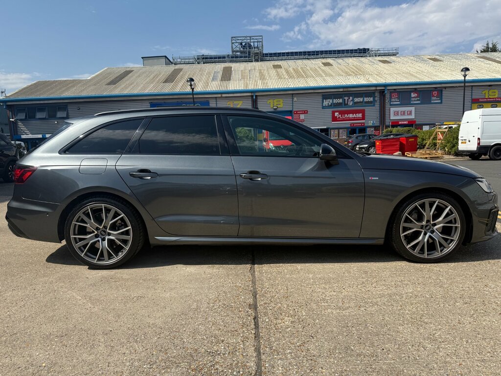Audi A4 45 Tfsi 265 Quattro Vorsprung S Tronic FX21YTZ Grey #3