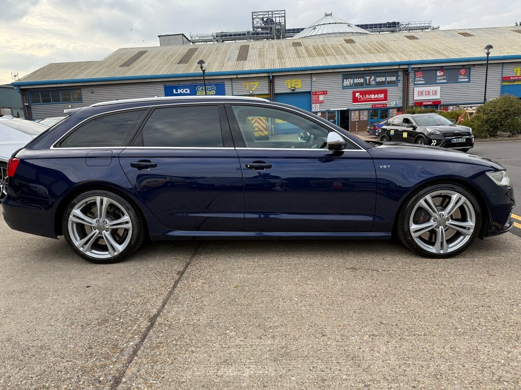 Audi S6 Avant 4.0 Twin Turbo U825 Black #3