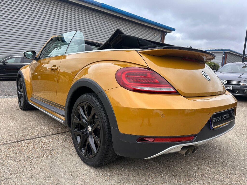 Volkswagen Beetle Dune Tdi Bluemotion Technology 2-Door Yellow #4