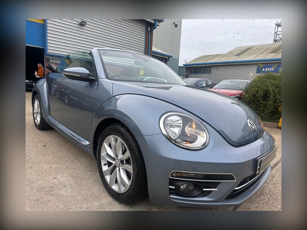 Volkswagen Beetle Design Tsi Bluemotion Technology 2-Door Blue #3