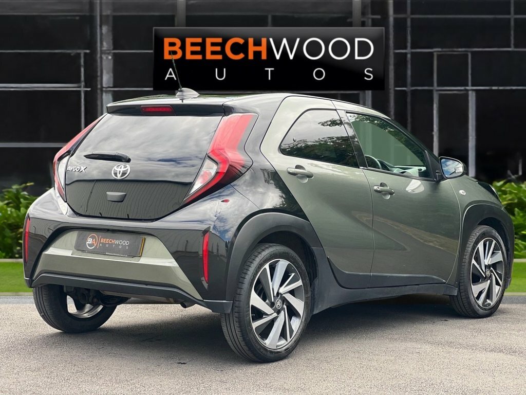 Toyota Aygo X 2022 1.0 Vvt-i Edge Hatchback Eu EM16ALL Green #4
