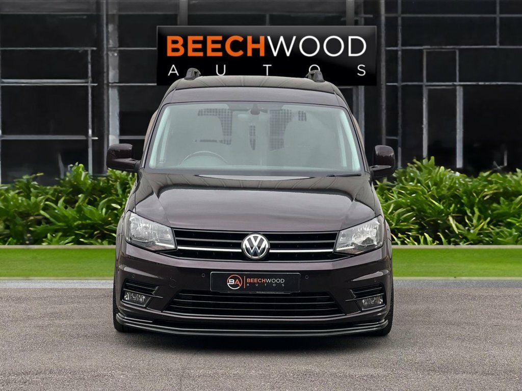 Volkswagen Caddy 2017 2.0 Tdi C20 Bluemotion Tech Highline Panel Va Purple #3