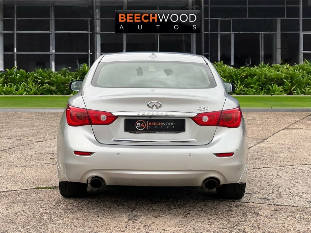Infiniti Q50 2015 2.2D Sport Tech Saloon Euro 5 Silver #6