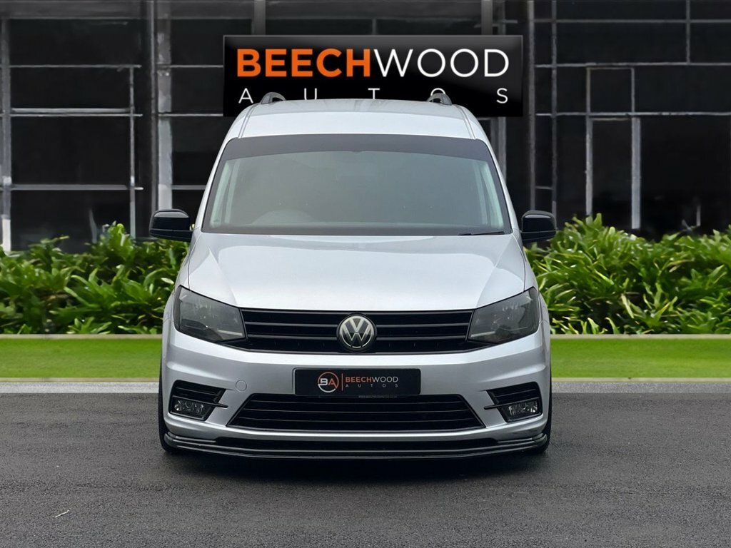 Volkswagen Caddy Maxi Life 2018 2.0 Tdi Bluemotion Tech Mpv Dsg Eu DK18RYD Silver #3