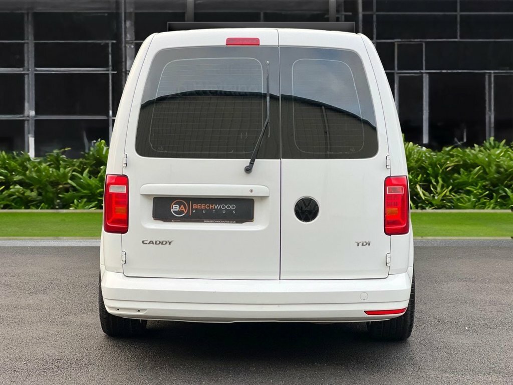 Volkswagen Caddy Maxi 2016 2.0 Tdi Maxi Combi Van Fwd White #6