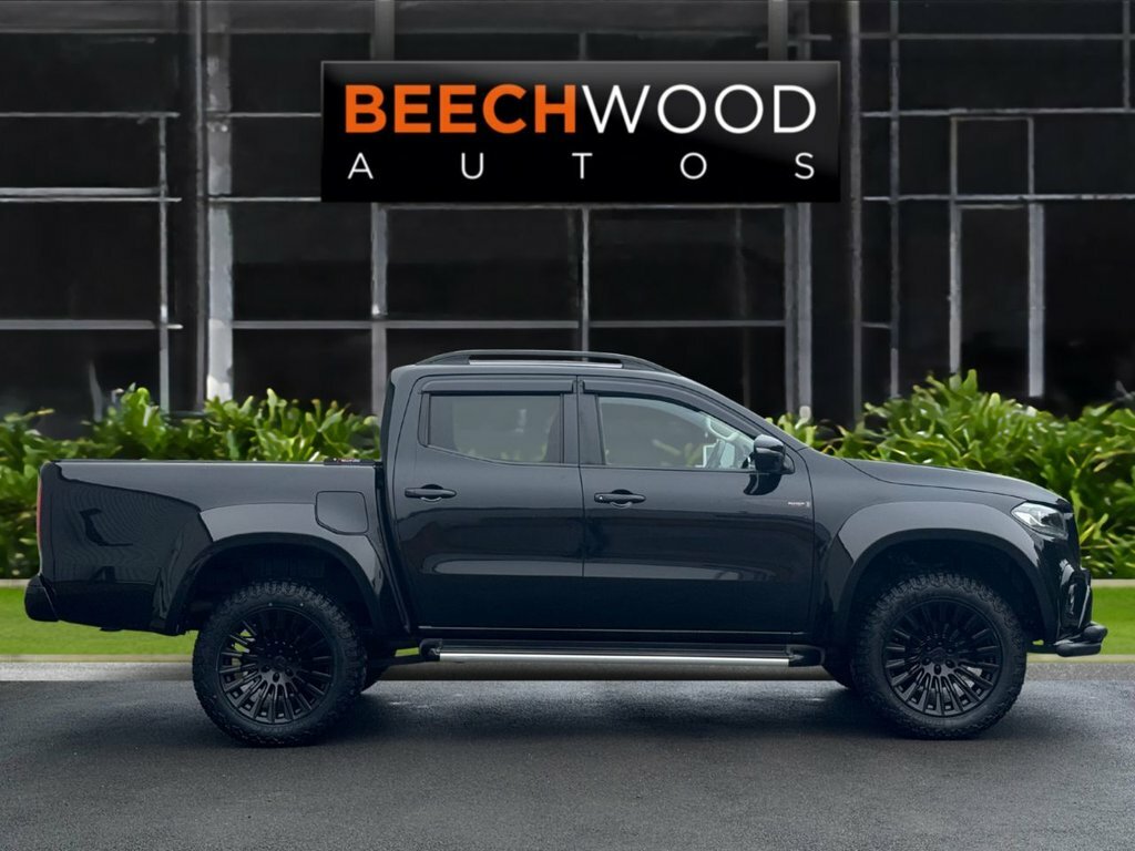 Mercedes-Benz X Class 2019 2.3 Cdi Power Pickup Double Cab Au Black #4