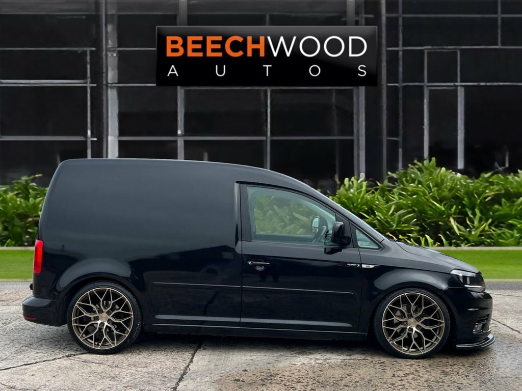 Volkswagen Caddy 2018 2.0 Tdi C20 Bluemotion Tech Highline Panel Va Black #4
