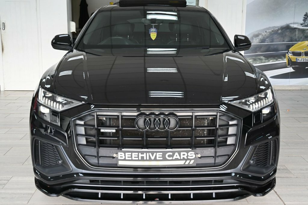 Audi Q8 3L Edition 1 LR70FWY Black #6