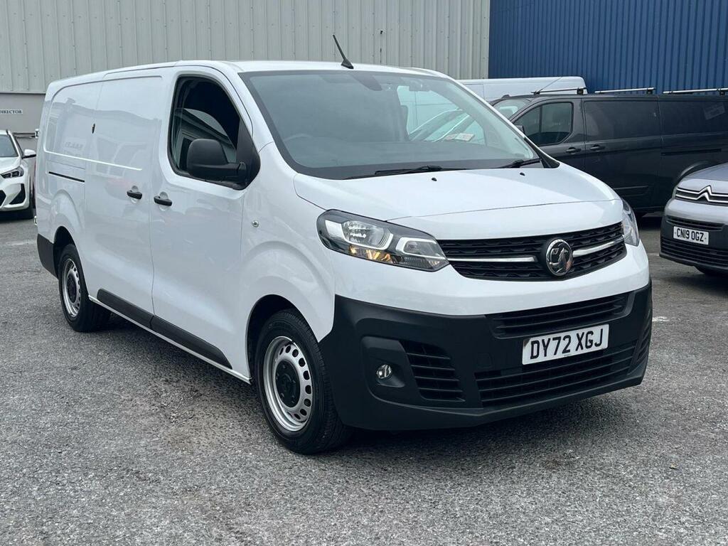 Vauxhall Vivaro 1.5 Turbo D 2900 Dynamic Panel Van 6Dr Manu DY72XGJ White #4