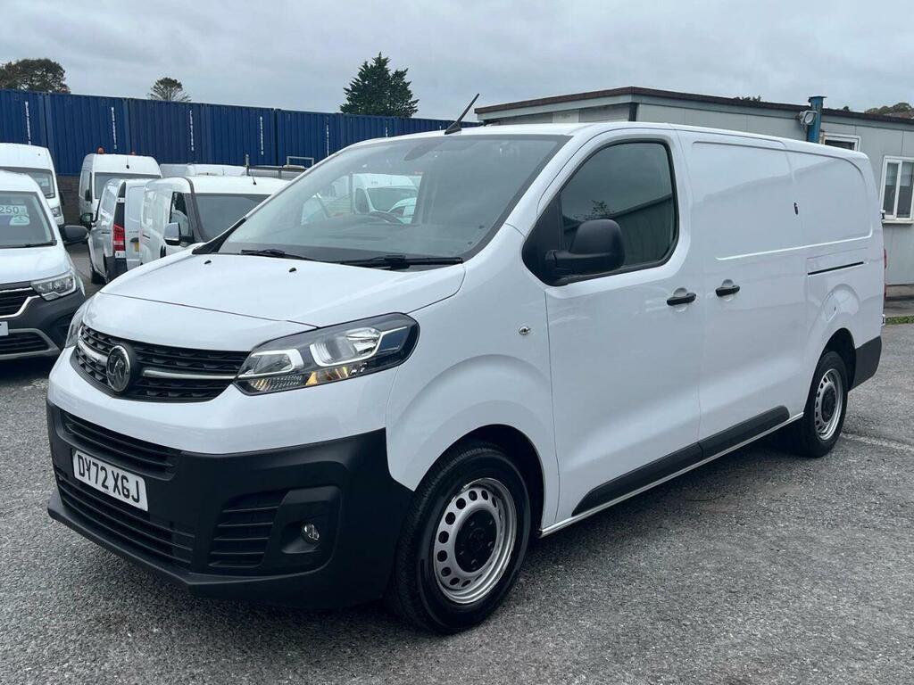 Vauxhall Vivaro 1.5 Turbo D 2900 Dynamic Panel Van 6Dr Manu White
