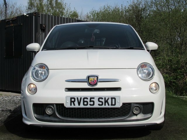Abarth 595 1.4 T-jet Turismo Hatchback Euro RV65SKD White #2