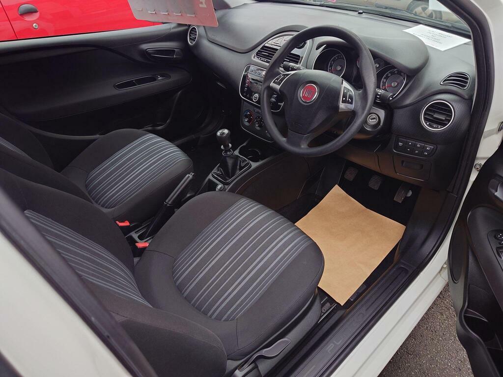 Fiat Punto Evo 1.2 My Life Euro 5 S S White #4