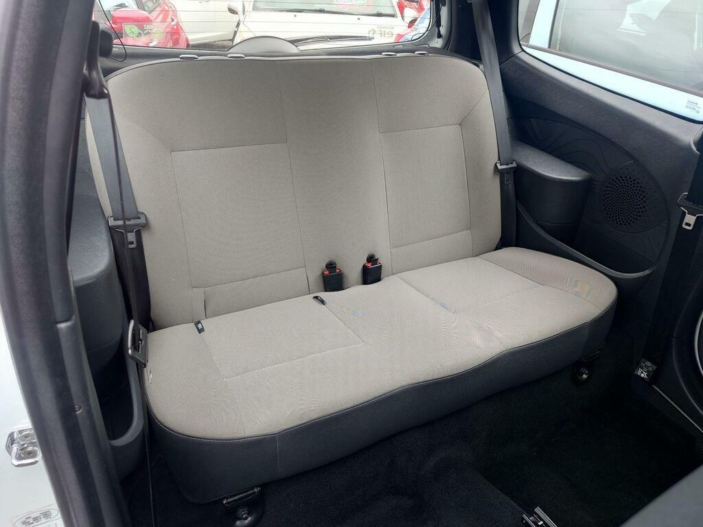 Renault Twingo 1.2 16V Pzaz Euro 5 White #5