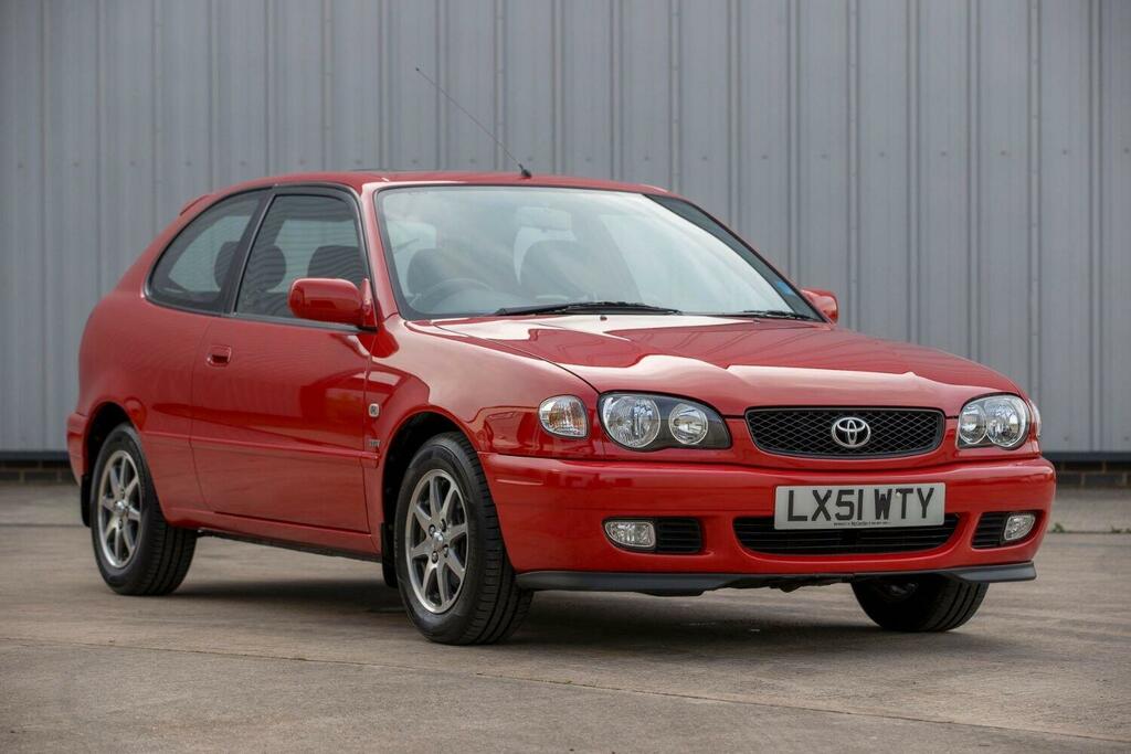 Toyota Corolla 1.6 Sr Red