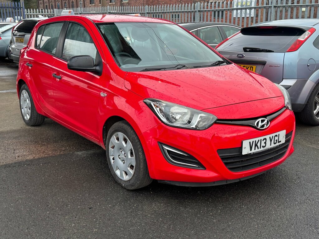 Hyundai I20 1.2 Classic Hatchback Euro 5 85 Red