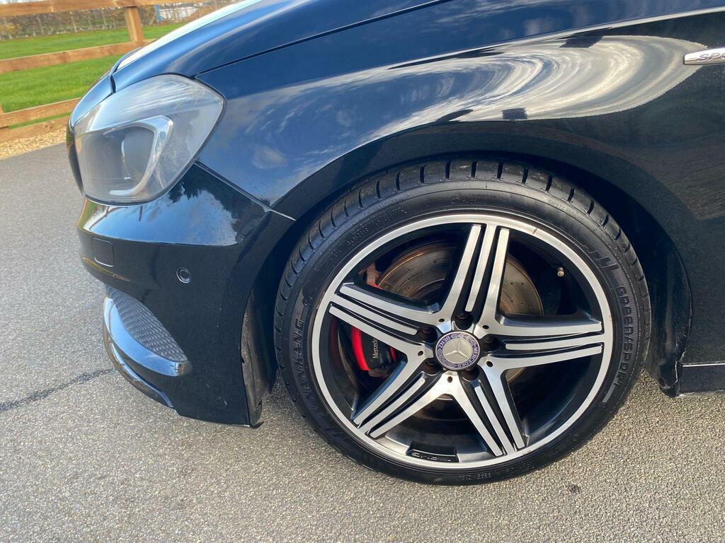 Mercedes-Benz A Class 2.0 A250 Blueefficiency Black #4